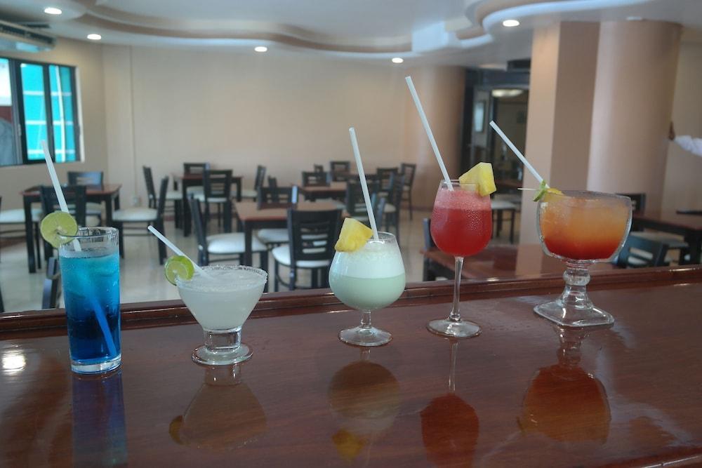 Hotel Playa Marina Мазатлан Екстер'єр фото